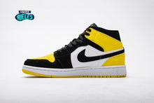 Cargar imagen en el visor de la galería, Air Jordan 1 Mid Yellow Toe Black
