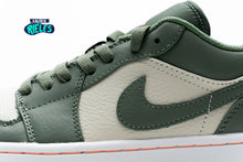 Cargar imagen en el visor de la galería, Jordan 1 Low Military Green
