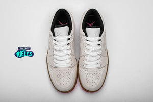 Jordan 1 Low White Gum Hyper Pink