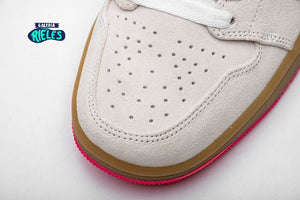 Jordan 1 Low White Gum Hyper Pink