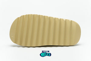 Yeezy Slide 'Desert Sand'